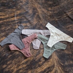 Set of 5 Ribbed Thong Panties